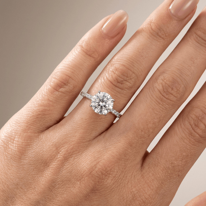 CLASSIC ROUND ZIRCONIA SILVER RING