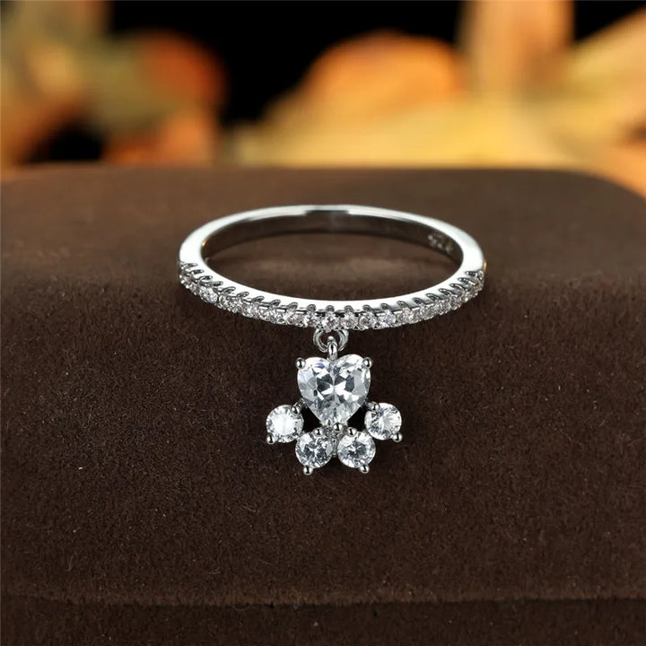 Vintage Cat Paw & Heart Stone Ring – Gold & Silver Tone